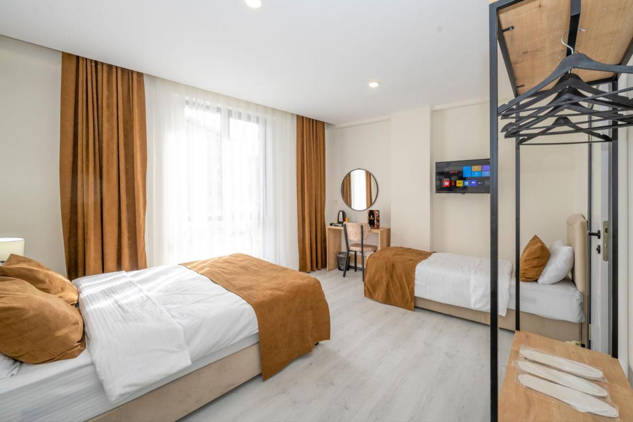Gloria Airport Hotel